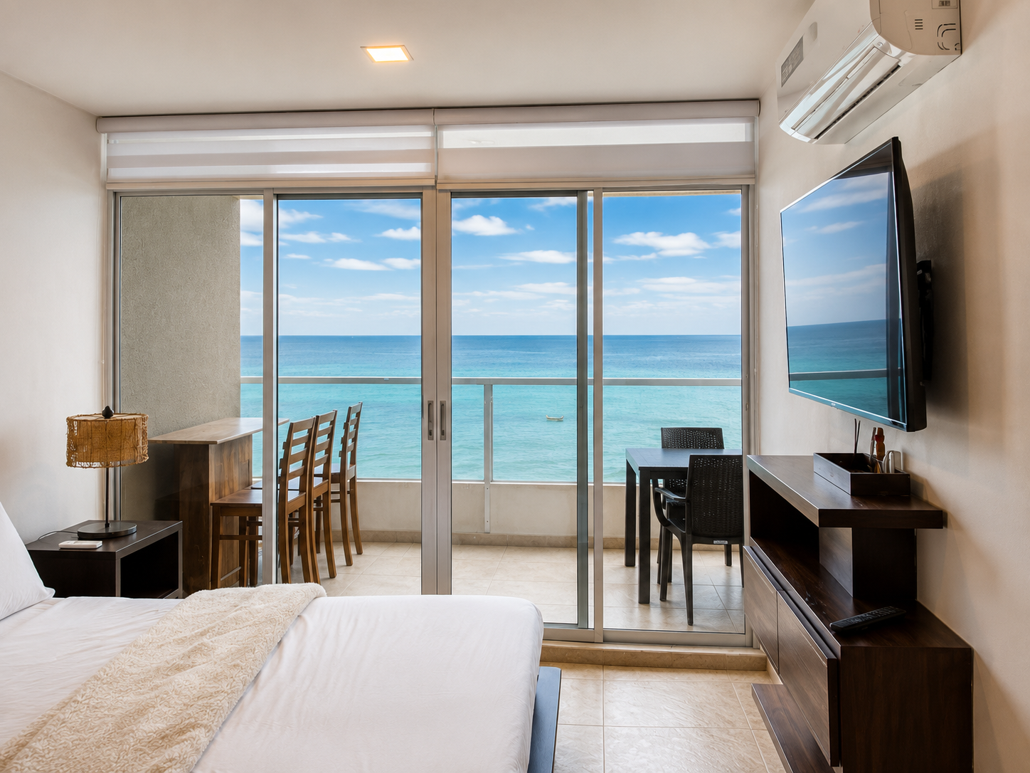 Diamond Beach 🌅 Coral Suite Luxury Piso 8 Frente al Mar en Tonsupa — foto 2